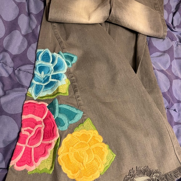 ❤︎︎𝐉𝐮𝐝𝐢𝐭𝐡 𝐌𝐚𝐫𝐜𝐡 𝐁𝐞𝐥𝐥𝐁𝐨𝐭𝐭𝐨𝐦𝐬❤︎︎ SOLD - Picture 2 of 4